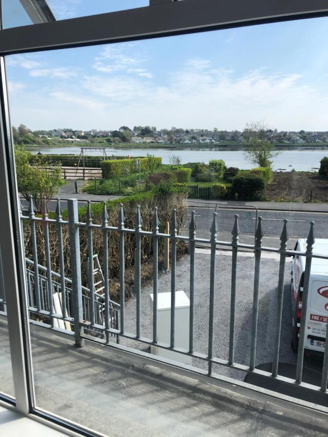 Lake View Galway City Екстер'єр фото