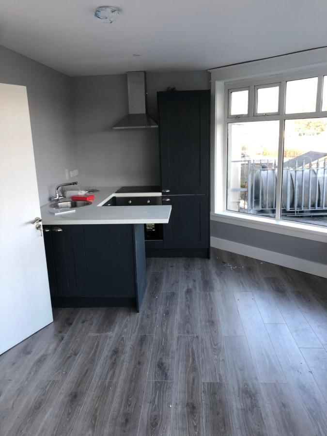 Lake View Galway City Екстер'єр фото